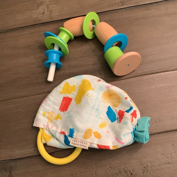 LOVEVERY Threadable Bead Kit & Organic Cotton Sensory Pouch Bundle Learning Toy - Picture 6 of 9